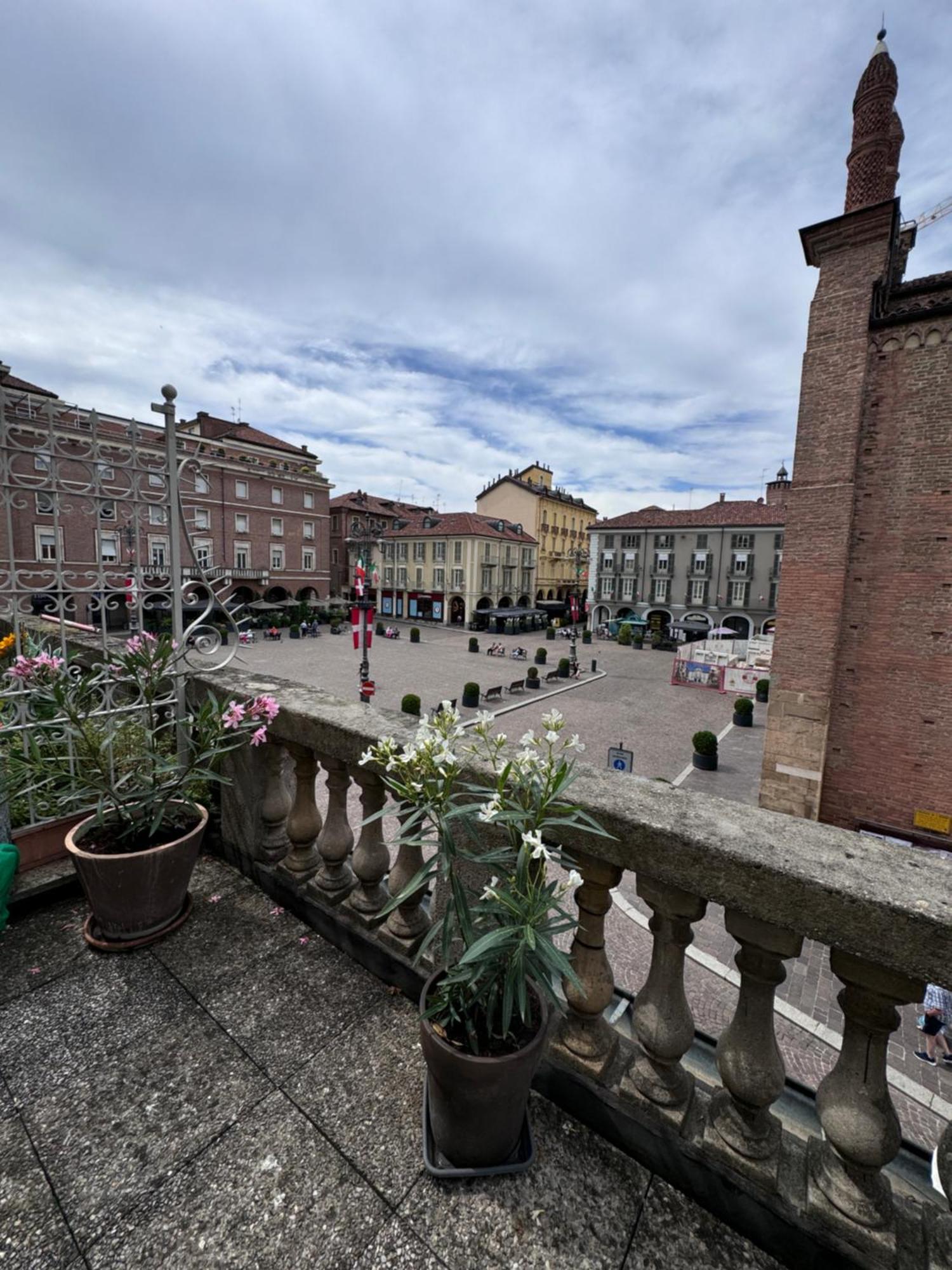 Comecasa San Secondo Terraced Apartment Asti Zewnętrze zdjęcie