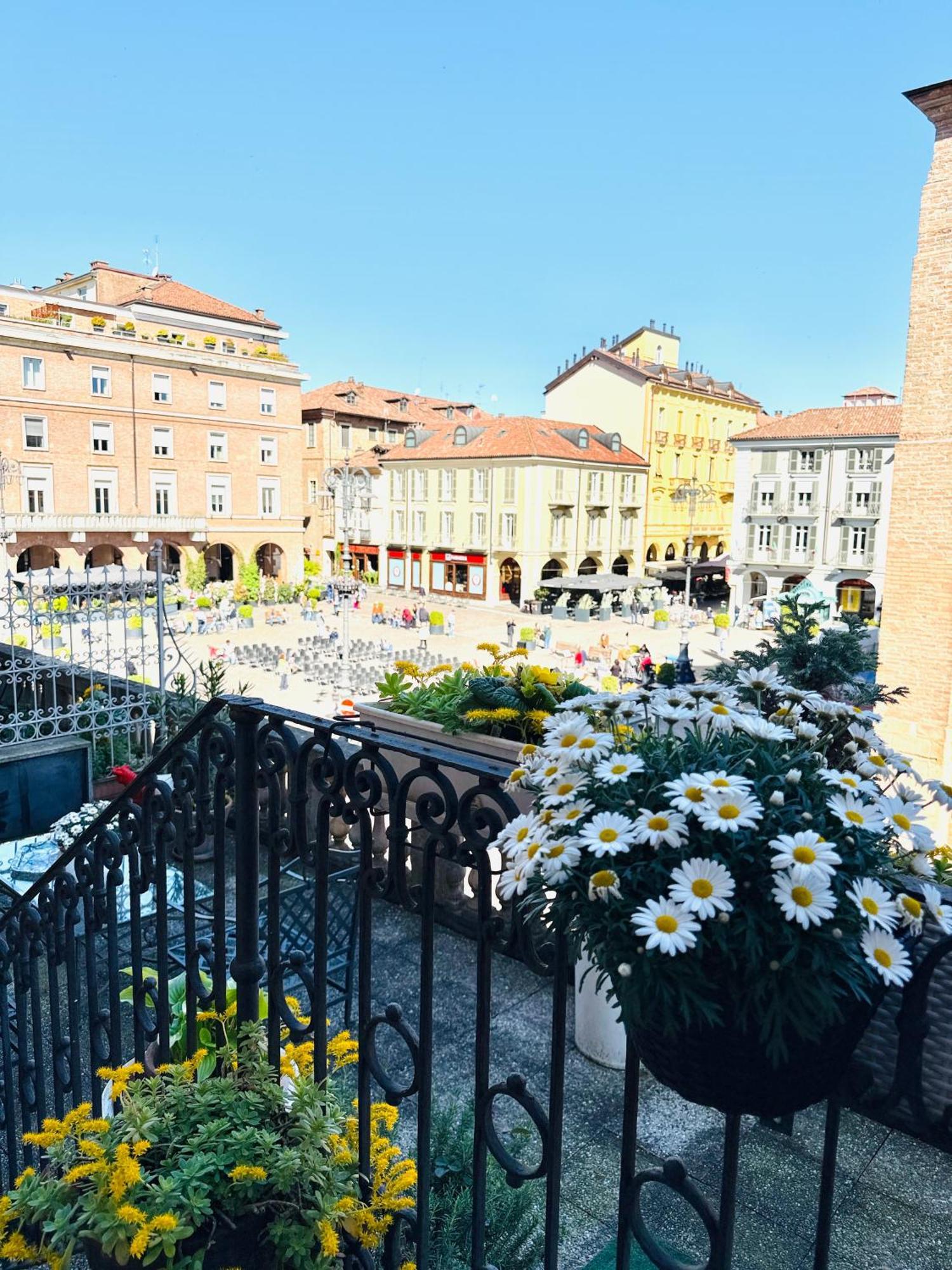 Comecasa San Secondo Terraced Apartment Asti Zewnętrze zdjęcie